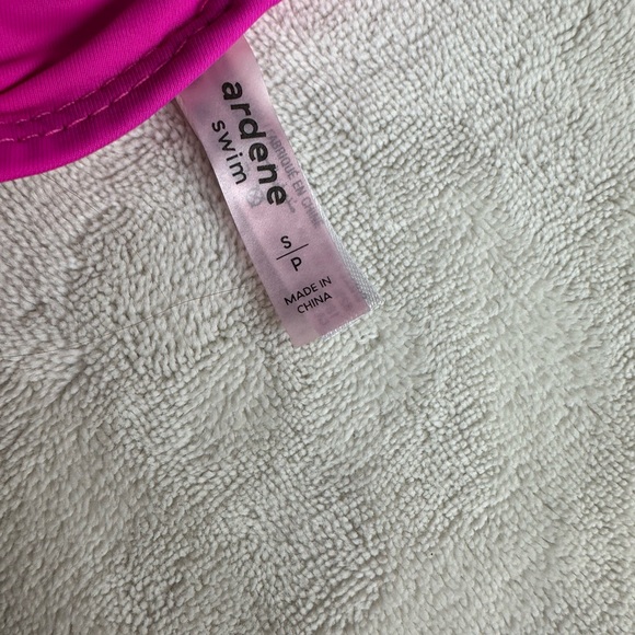 Bikini Tops - Picture 2 of 4